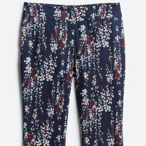 Karen Straight Leg Capri Pant